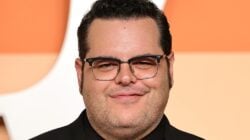 Josh Gad