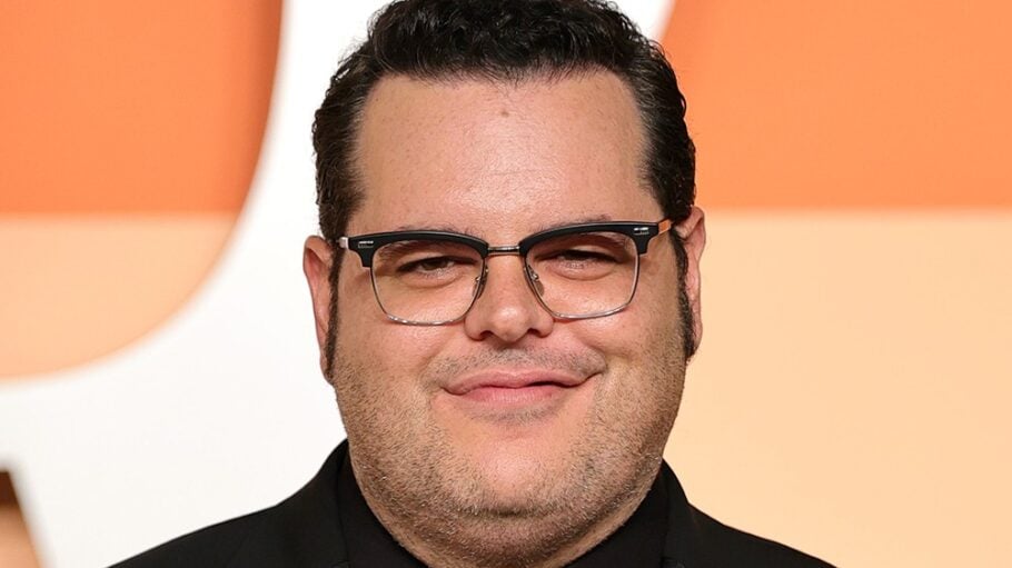 Josh Gad