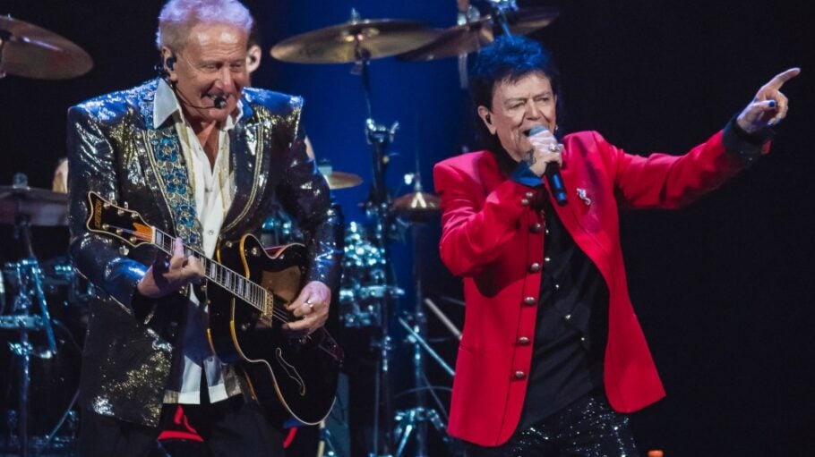 Air Supply